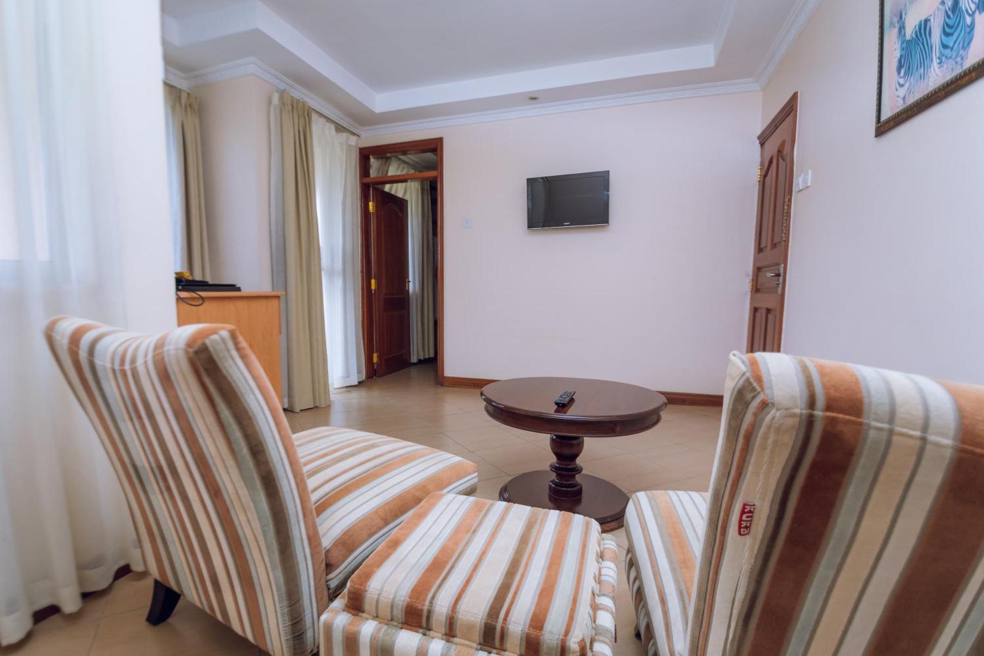 Longview Suites Hotel Найроби Экстерьер фото