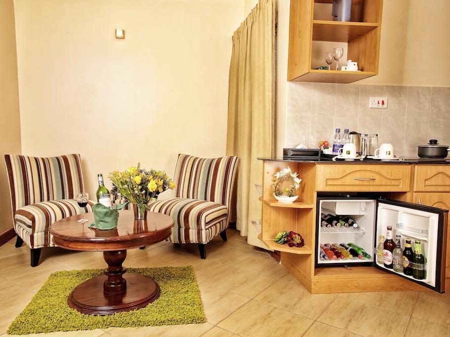 Longview Suites Hotel Найроби Экстерьер фото